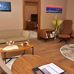 Bricks Ξενοδοχείο 5*