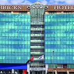 Bricks Ξενοδοχείο 5*