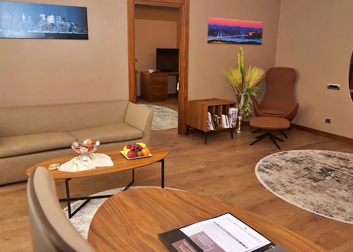 Bricks Отель 5*