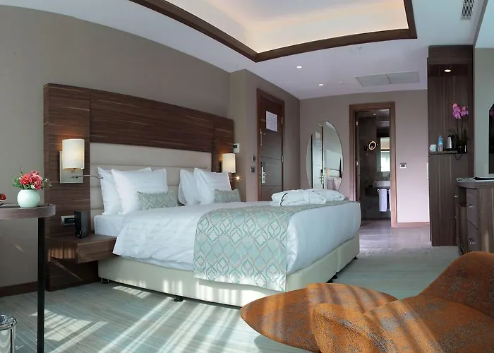 Bricks Отель 5*