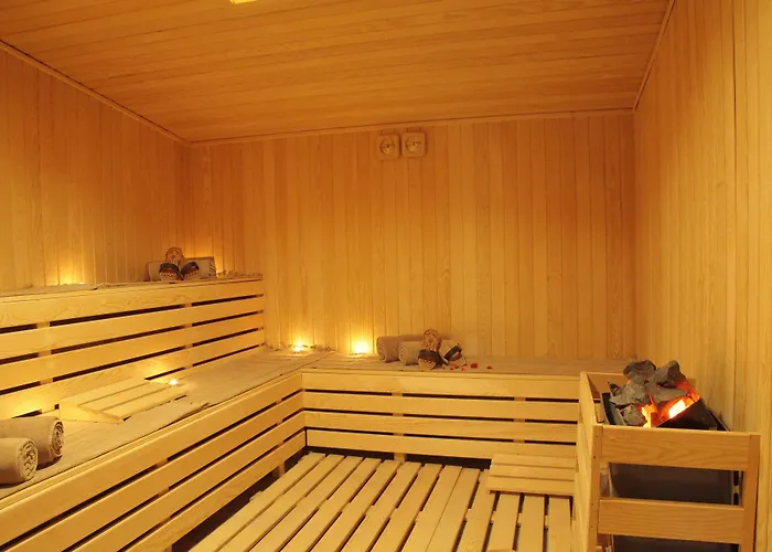 Bricks Отель 5*